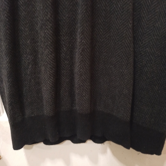 Croft & Barrow men's pullover long sleeve sweater. Size large - Picture 4 of 13